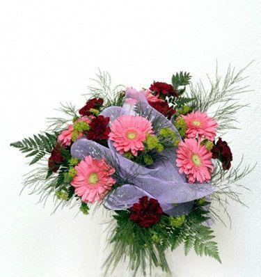 Tokat zile �i�ek g�nderimi firmas� �r�n�m�z 13 adet gerbera �i�eklerinden buket
