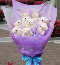 Turhal �i�ek�ileri firmam�zdan 11 adet ay�c�ktan g�rsel pelu� buketi