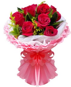 13 adet k�rm�z� g�l buketi Tokat �i�ek g�nderme sitemiz g�venlidir